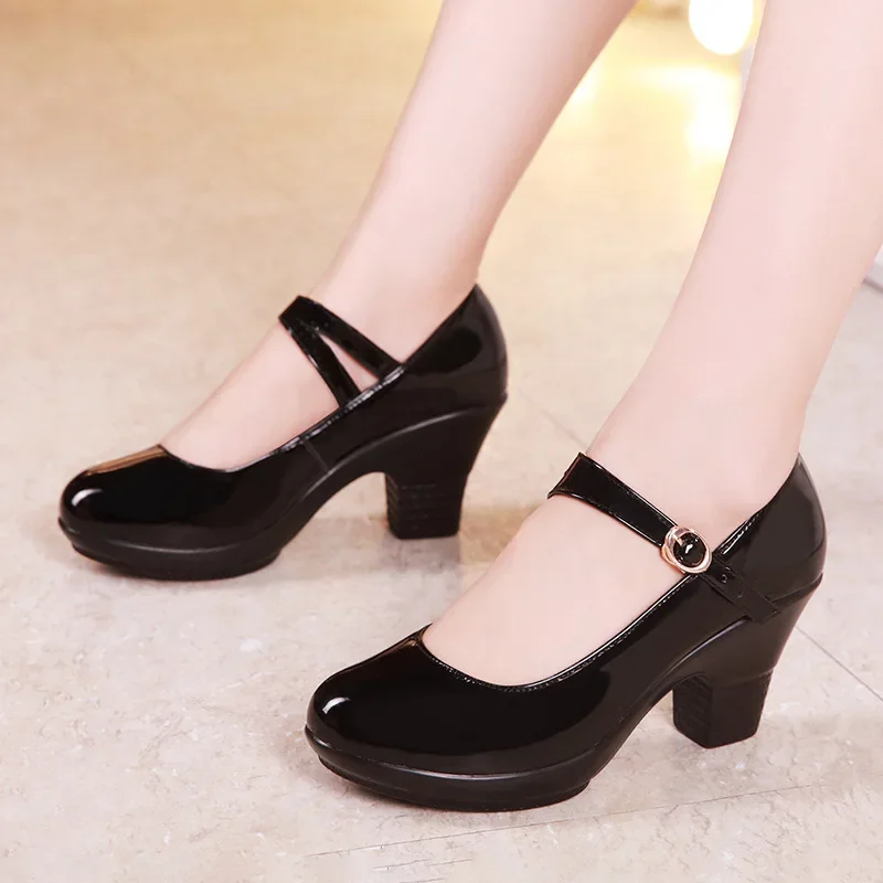 Small Size 32-43 Medium Block  - Patent Leather Pump review and price